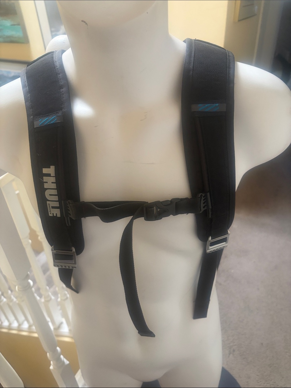 Thule Black Backpack Shoulder Straps with Chest Buckle